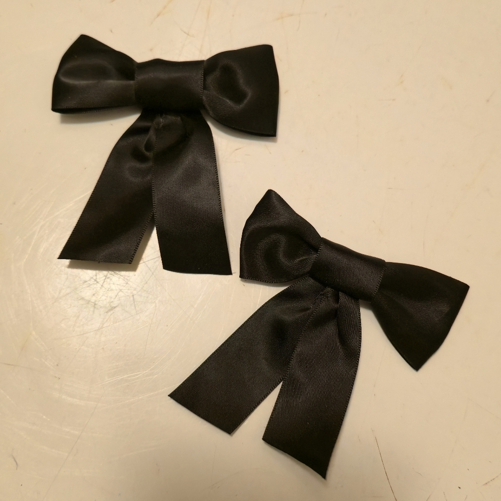 🛍Black Satin Bow Hair Clips for Kids - Set of 2